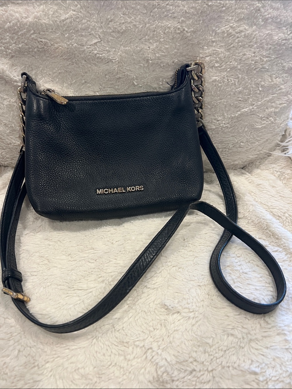 MICHAEL KORS Black Pebbled Leather Chain-Accent Crossbody